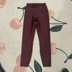 Alo yoga pants size small